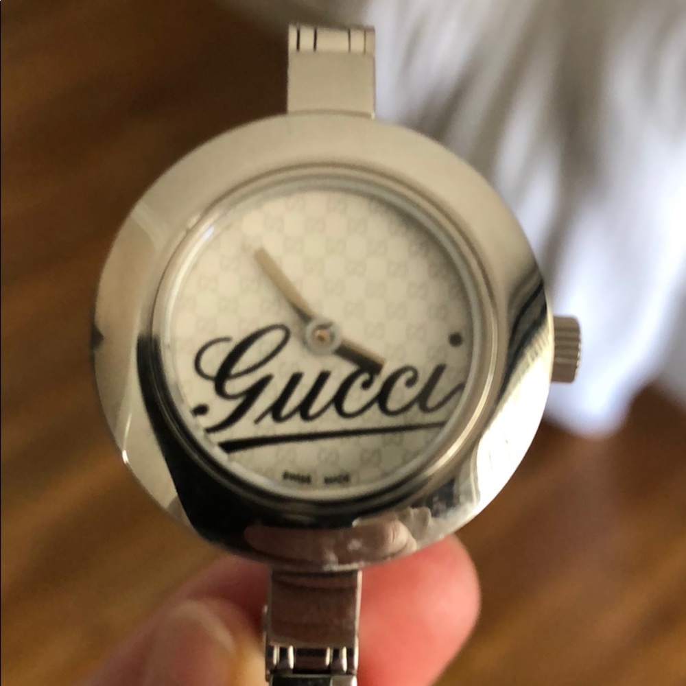 😍Mint Gucci Stainless Steel Bangle watch